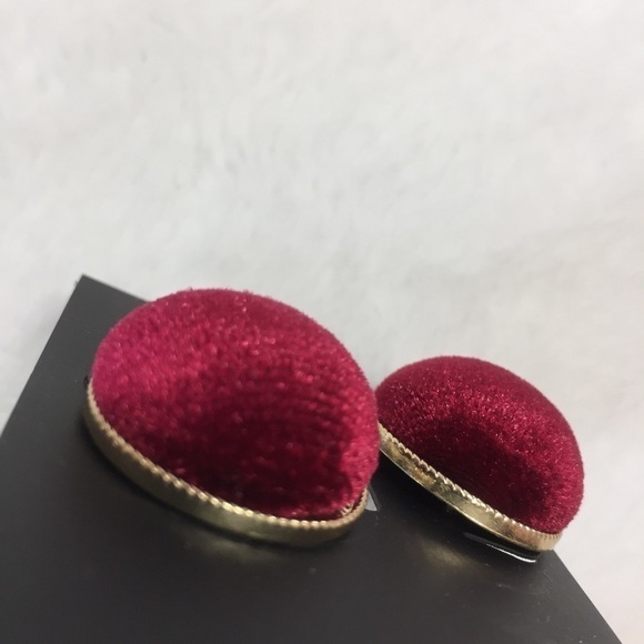INC Gold-Tone Velvet Button Stud Earring Burgundy - Picture 12 of 16